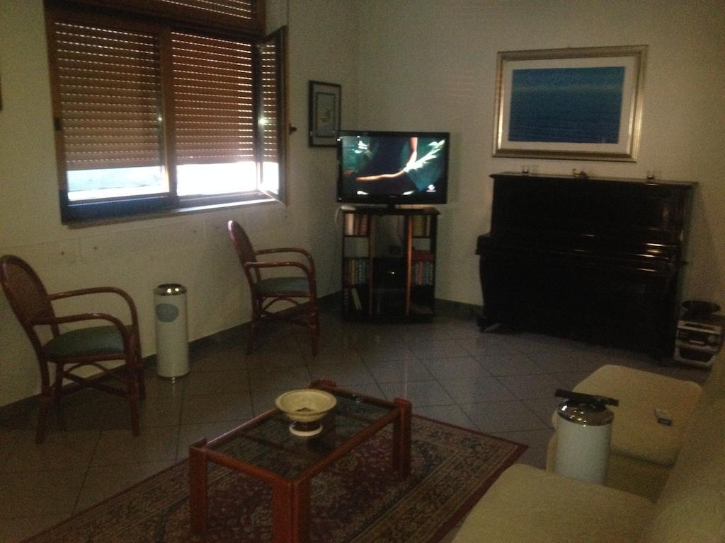 Albergo Gea Pontecagnano Bagian luar foto